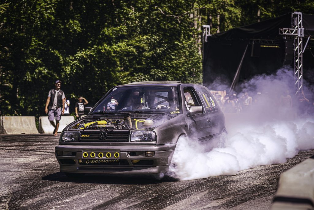 MaXpeedingRods Blog | An Automotive Blog from MaXpeedingRods - Jeremy Krump’s Golf MK3 with GT3037 Turbo MaXpeedingRods Blog | An Automotive Blog from MaXpeedingRods - Jeremy Krump’s Golf MK3 with GT3037 Turbo